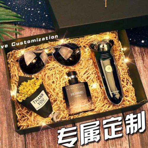 女生送教练什么礼物好,女生送教练什么礼物好呢,送教练什么礼物合适?