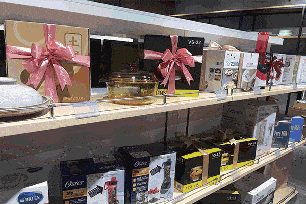 礼品定制新闻动态,礼品定制新闻动态图片,现在的礼品店里可以私人定制礼品吗?实体店的那种?
