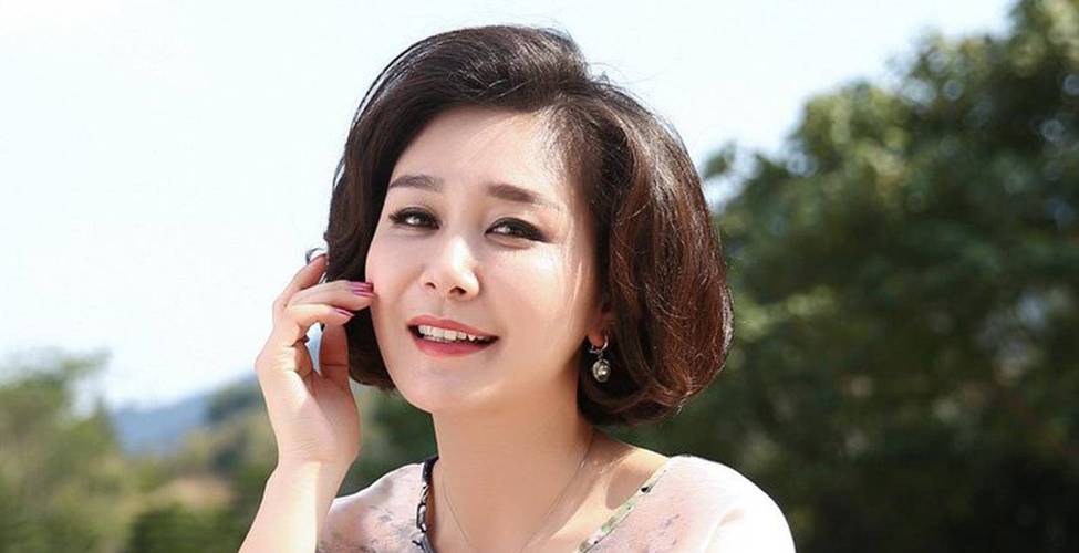 50元的女性礼品,,追五十岁的女人应该怎么追?