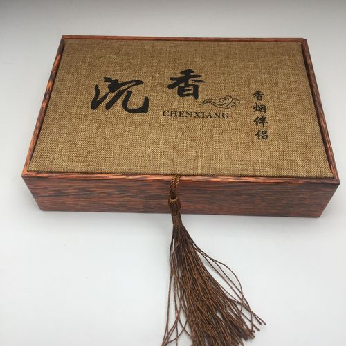 沉香商务礼品定制,沉香礼品盒,沉香果泡酒的正确方法?