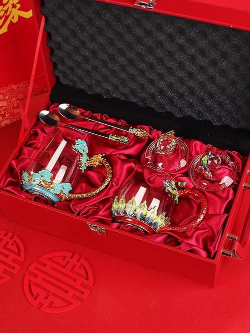 新婚夫妇送什么礼物,新婚夫妇送什么礼物比较好,新婚夫妇送什么礼物寓意好?