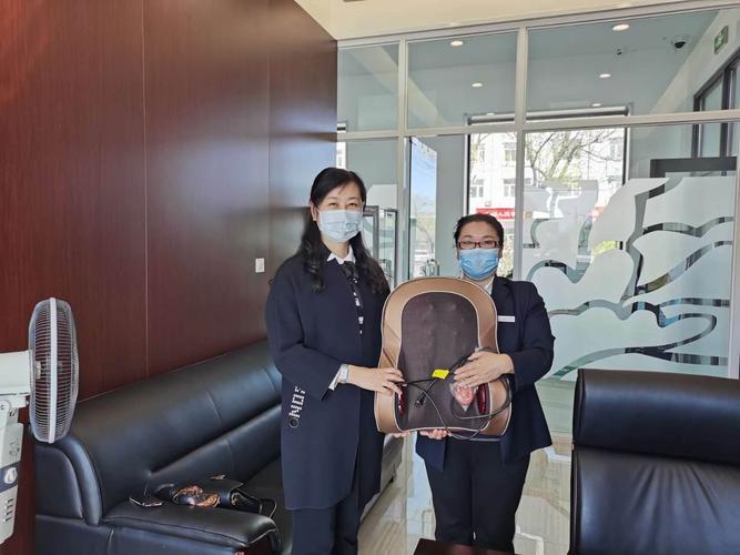 给行长送什么礼物,给行长送什么礼物好,托支行行长办事送什么礼物比较合适?像行长这样级别的人物送什么最好呢?