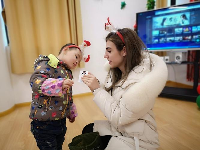 给外教送什么礼物,给外教送什么礼物比较好,送老外什么礼物好?