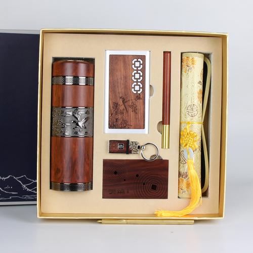 定制家具活动小礼品,定制家具活动小礼品有哪些,全屋定制送什么礼品好?