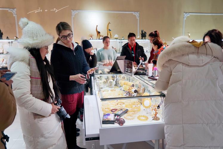 俄罗斯人喜欢什么中国礼物,老外最喜欢的中国礼品,代表俄罗斯价值观的物品?