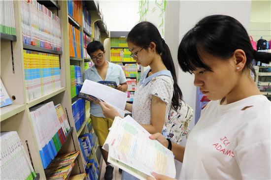 互联网生活小礼品,互联网小礼品照片书,南充邮局最近搞活动送礼品在客户的手机上操作是怎么回事?