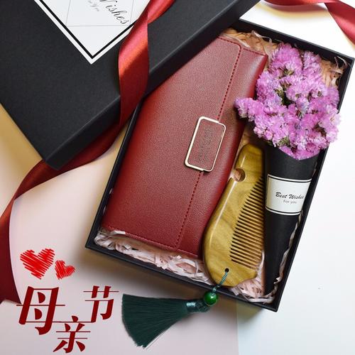 中年人喜欢什么礼物,中年人喜欢什么礼物女,中年人喜欢的产品?