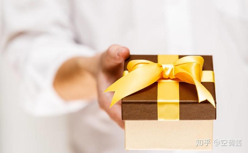 去同事家里拿什么礼物,,求人办事礼品如何选择?