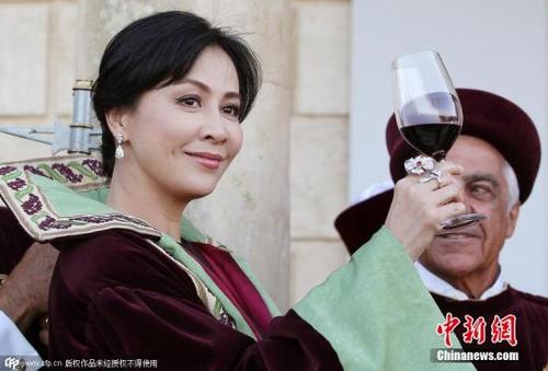 结婚礼物送礼品卡,结婚礼物送礼品卡怎么写,外甥女结婚当姨的送什么礼物好?