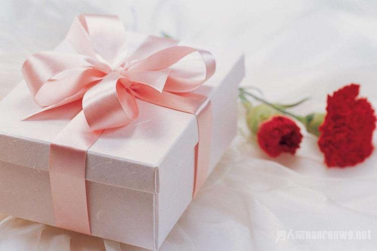 怎么知道女生喜欢什么礼物,怎么知道女生喜欢什么礼物给她,怎么知道女生喜欢什么礼物