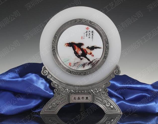深圳陶瓷礼品厂家供应，深圳陶瓷工艺品，深圳陶瓷礼品厂家供应