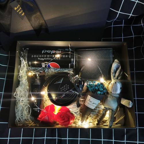 具有新鲜感的礼品,具有新鲜感的礼品有哪些,男票生日可以送什么礼物给他?