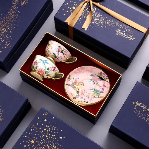 聚餐带什么礼物,中秋聚餐带什么礼物,朋友请吃饭带点什么礼物好呢?