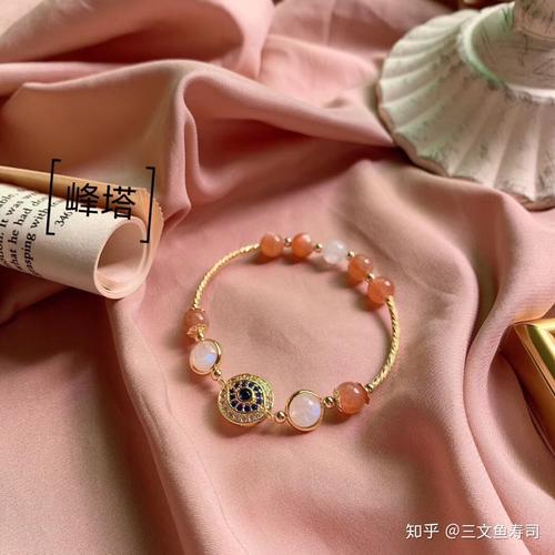 送文静女生什么礼物,送文静女生什么礼物好,35岁女人送什么礼物?