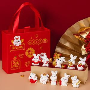 过年送朋友的小礼品,过年送朋友的小礼品有哪些,2023年春节送什么礼物好?