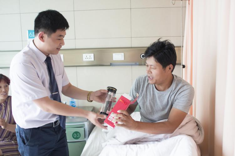 看病人拿什么礼物,看病人拿什么礼物好一点,看病人买什么礼物好?