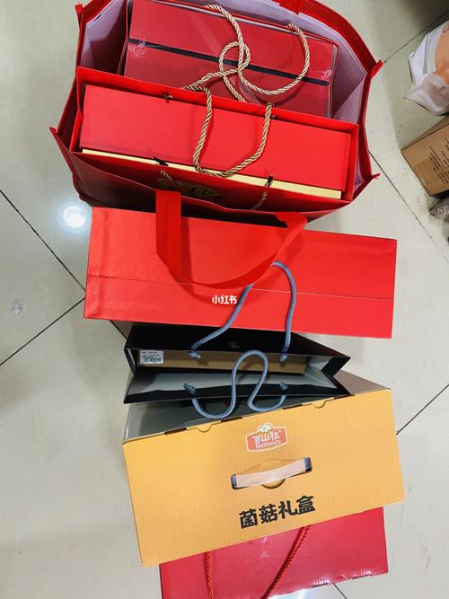 去对象送长辈的礼品,,新年第一次去男朋友家,需要带什么礼物?需要注意什么呢?