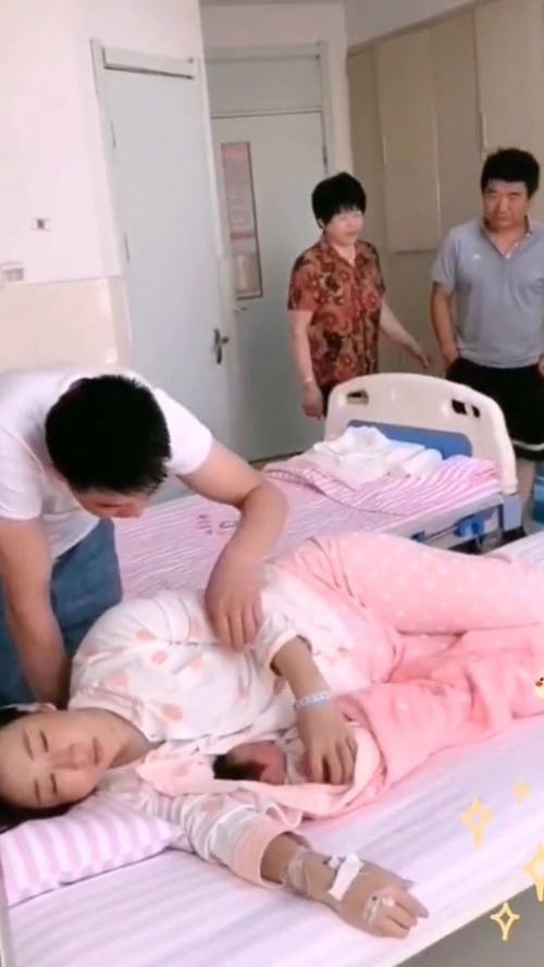 妹妹生了拿什么礼物好,,妹妹生孩子了去医院探望买什么?