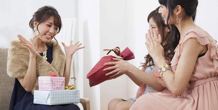 探望同事送什么礼物好,,同事坐月子,去探望买什么东西好?