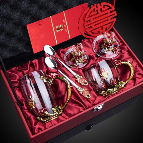 老板请吃饭送什么礼物,老板请吃饭送什么礼物给她老婆,餐饮业送什么礼品?