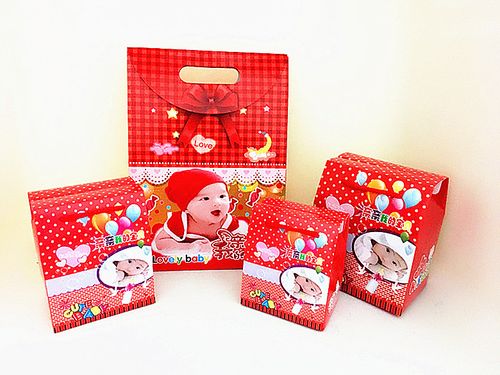 小孩子过满月送什么东西,小孩子满月送什么东西比较好