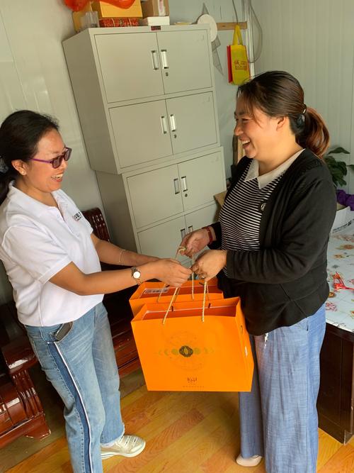 客户拜访送什么,客户拜访送礼