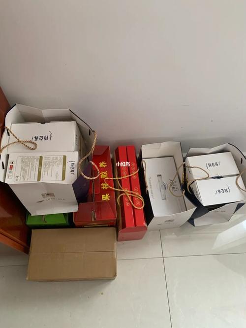 公司发中秋礼物了,公司发中秋礼物了怎么回复,公司中秋节发给员工礼物就是福利对吗?