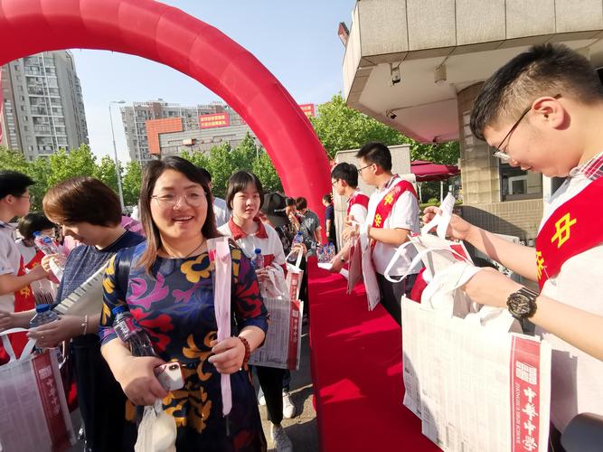 孩子上高中送他什么,孩子上高中送什么好