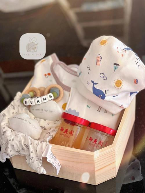 孩子满月送什么礼物,孩子满月送什么礼物比较好 知乎