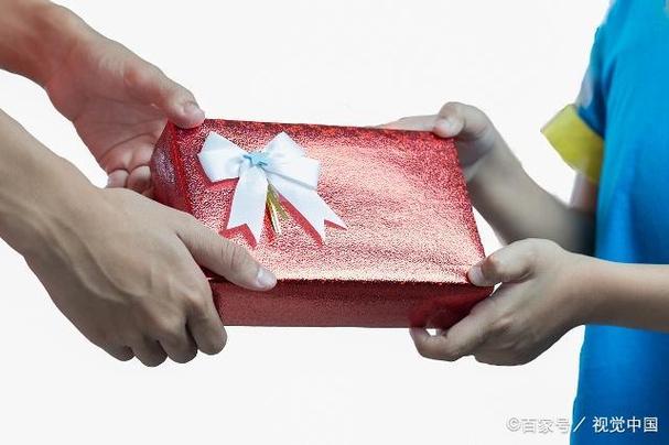 给公司领导送礼物,给公司领导送礼物怎么说,给公司领导送什么?