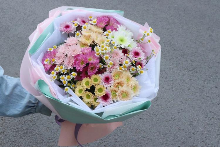 闺蜜过生日送雏菊好吗,送闺蜜雏菊可以吗