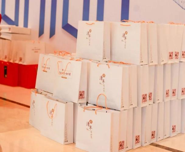武汉礼品制作公司,,武汉礼亨商贸有限公司怎么样?