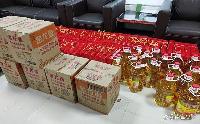 给公司发礼品福利,,给单位送东西什么比较合适?