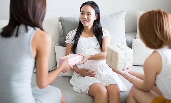 生孩子忌讳送什么礼物,送别人去生孩子有什么忌讳嘛