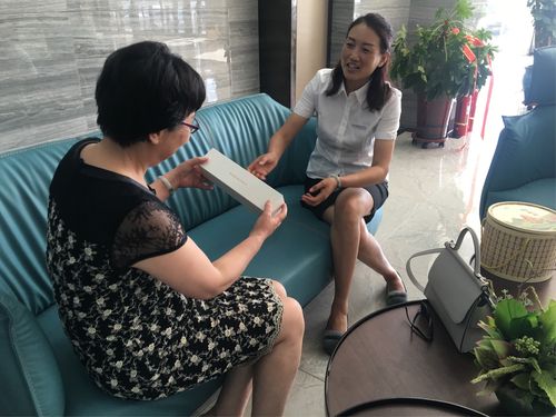 拜访客户什么礼品合适,拜访客户的技巧与方法