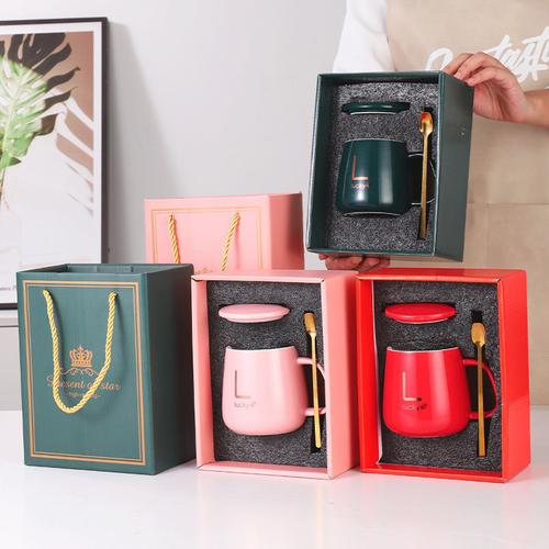 礼品公司发展模式,,高端礼品公司的经营模式?