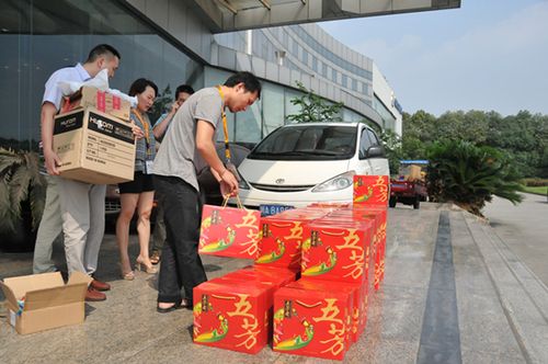 公司怎么发放礼品有新意,公司发放礼品用语