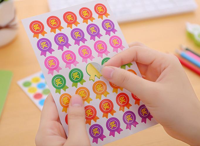 小孩子奖励送什么,小孩子奖励送什么比较好