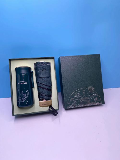 公司礼品杯的图案,公司礼品杯的图案是什么,公司伴手礼送雨伞和水杯寓意什么?