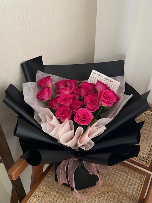 情人节送客户什么好,情人节送什么花