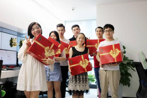 公司发福利的礼品公司,公司发福利的礼品公司怎么入账,企业给员工发福利,什么礼品比较好?