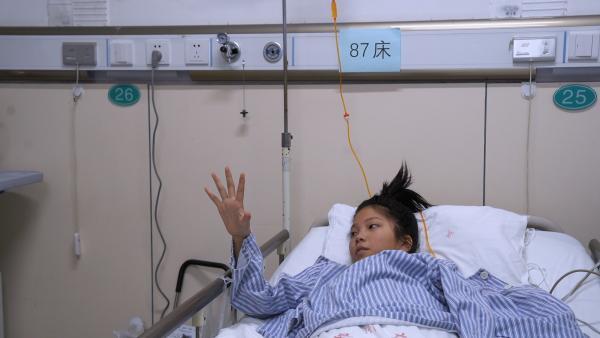 10岁女孩子生病送什么,12岁女孩子生病了送什么吃的