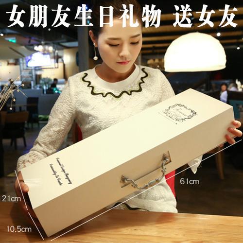 女孩子见面送什么,女友见面送什么