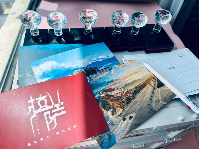 在拉萨给闺蜜带什么礼物,拉萨值得带回去的礼物