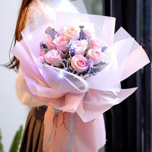 初见女孩子送什么花,送女孩子花一般送什么花