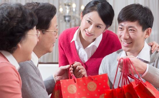 过节送客户钱包如何,过年给客户送钱