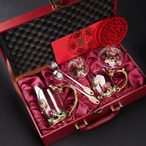 送闺蜜送什么最难忘,给闺蜜送结婚礼物送什么好