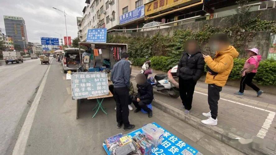 公司广告街头礼品,,街上打广告送东西有什么猫腻?