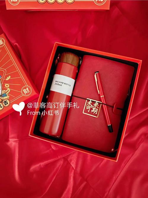 过年公司礼品单,,送新年礼物走心文案?