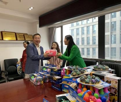 公司六一领礼品,公司六一领礼品怎么领,公司给员工过六一节怎么过?